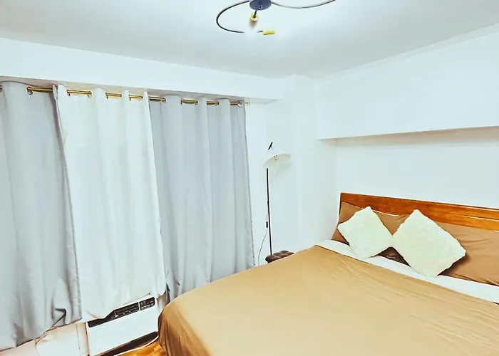 Cozy 2 Bedroom 2 Bath With Netflix And Karaoke Near Mrt Edsa * Manila