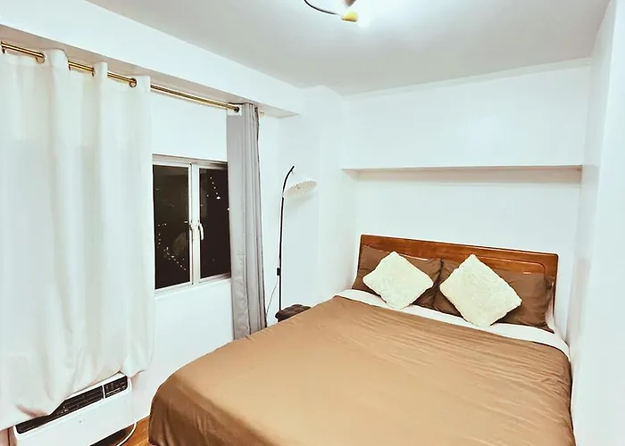 Cozy 2 Bedroom 2 Bath With Netflix And Karaoke Near Mrt Edsa Apartment *